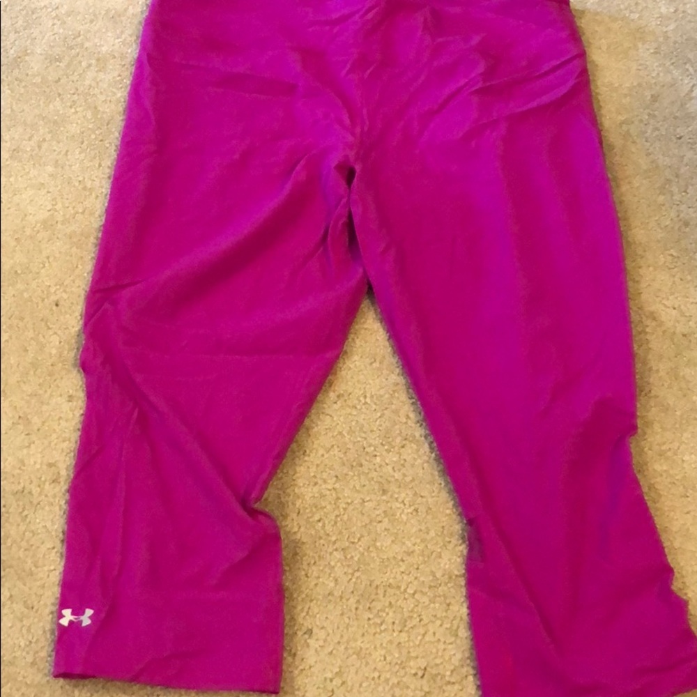 Under Armour cropped leggings